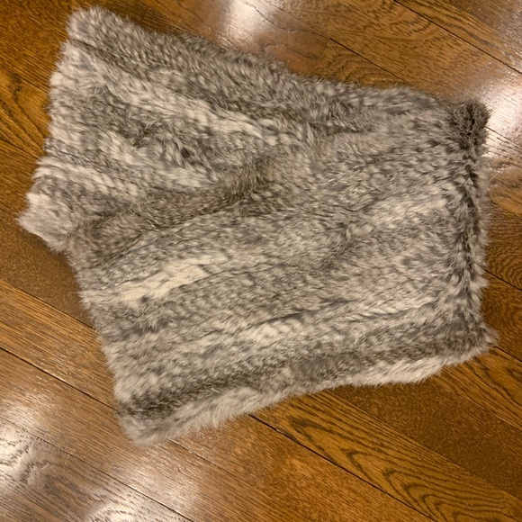 Joie rabbit fur gray infinity scarf - Picture 2 of 4